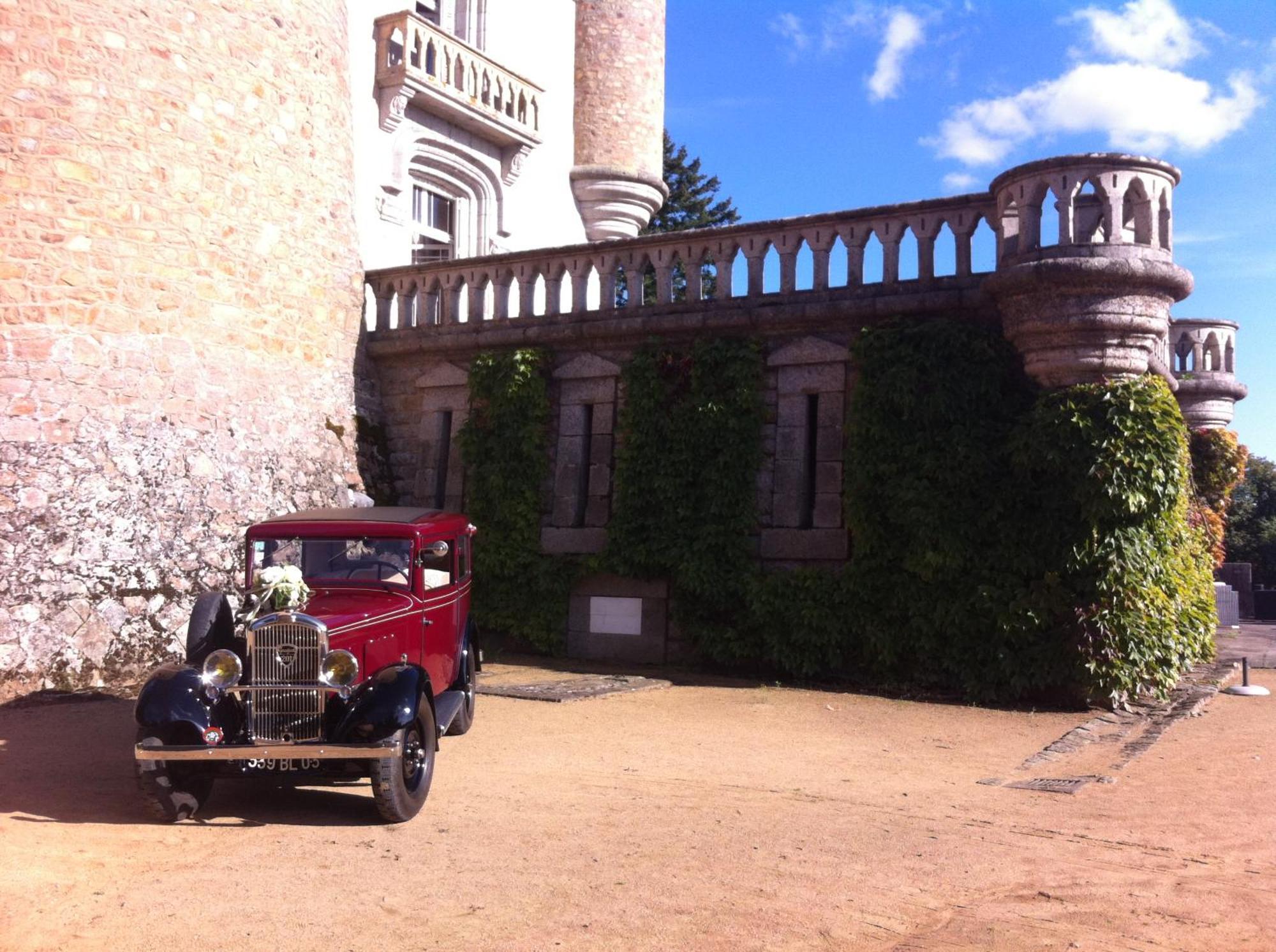 Chateau De Busset Exteriör bild